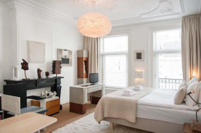 The Market Retreat, Amsterdam